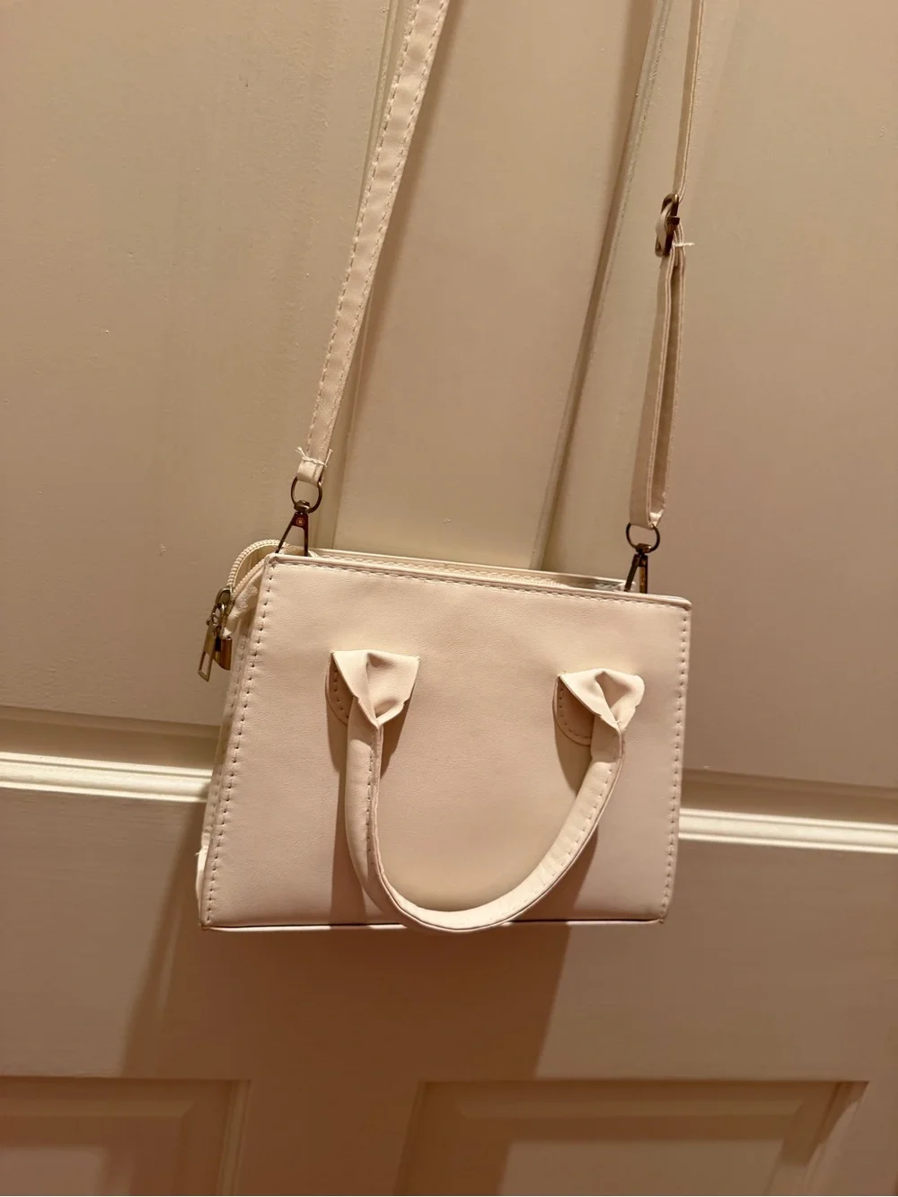 Off white clutch crossbody purse